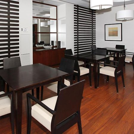 Platinum Suites Furnished Executive Suites Mississauga Buitenkant foto