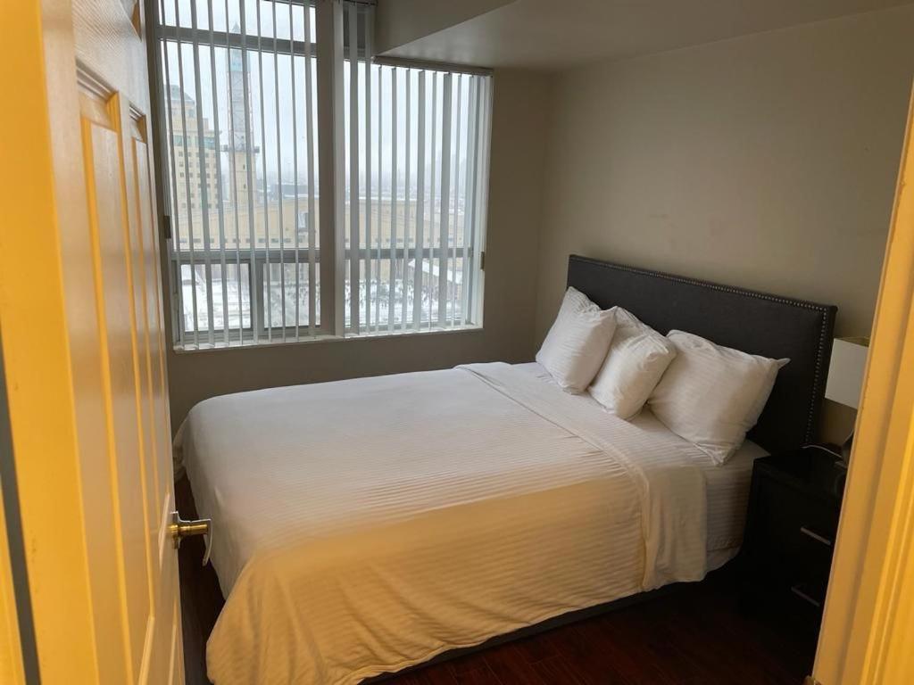 Platinum Suites Furnished Executive Suites Mississauga Buitenkant foto