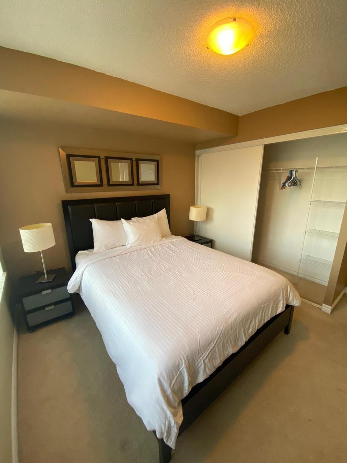 Platinum Suites Furnished Executive Suites Mississauga Buitenkant foto