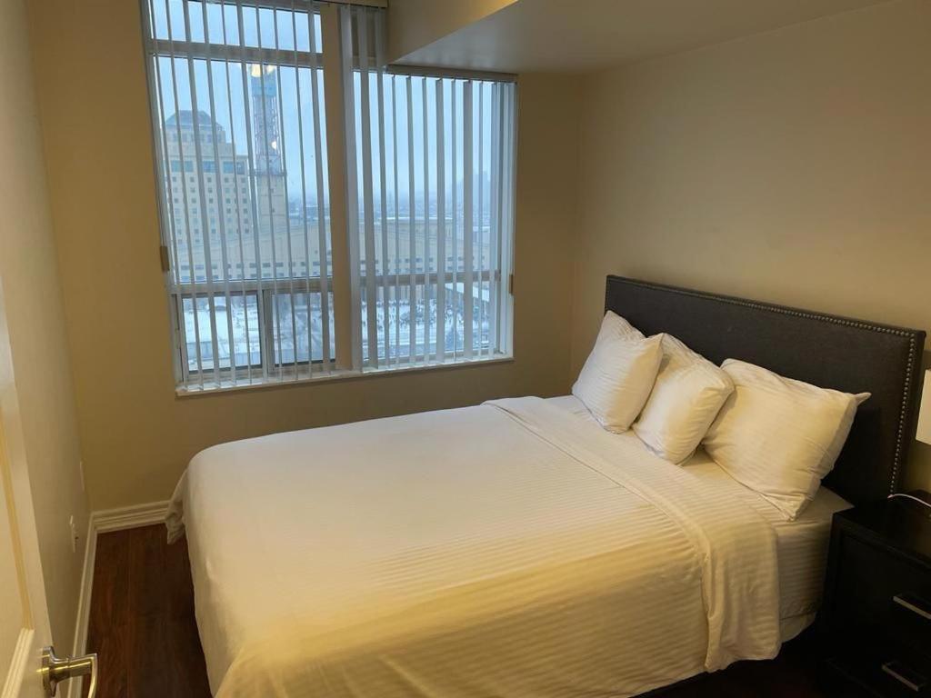 Platinum Suites Furnished Executive Suites Mississauga Buitenkant foto