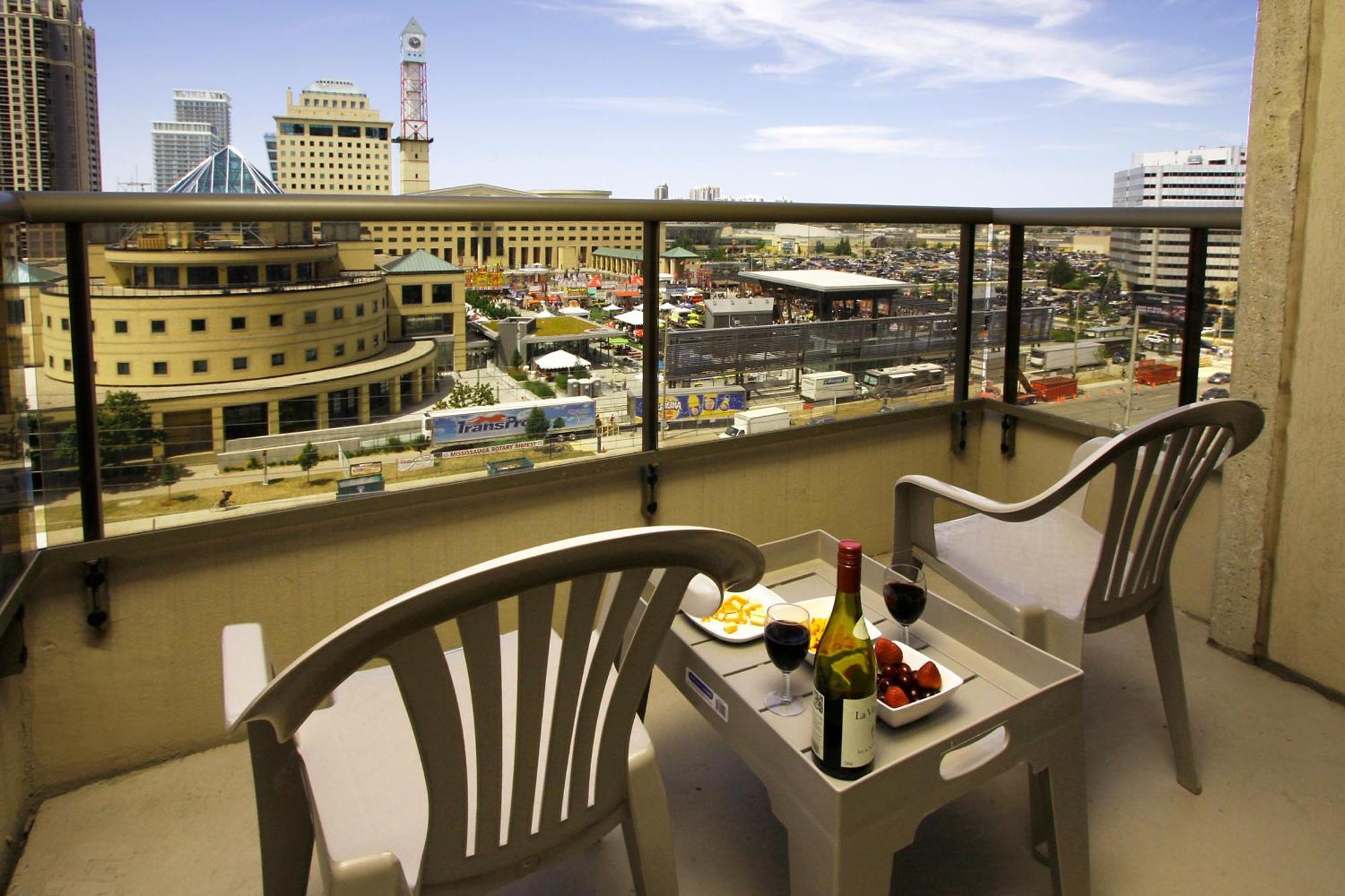 Platinum Suites Furnished Executive Suites Mississauga Buitenkant foto