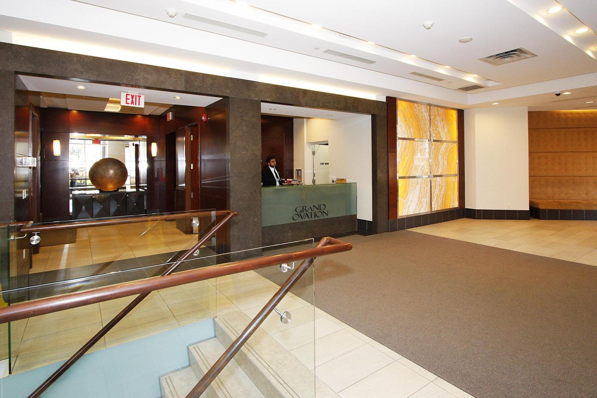 Platinum Suites Furnished Executive Suites Mississauga Buitenkant foto