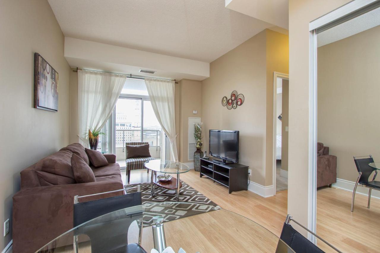 Platinum Suites Furnished Executive Suites Mississauga Buitenkant foto